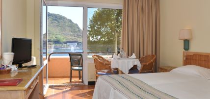 Hôtel Top Clubs Energie Dom Pedro Madeira Ocean Beach 4*, Séjour Portugal, Madère, Île de Madère par Ôvoyages Hôtel Top Clubs Energie Dom Pedro Madeira Ocean Beach 4*, Séjour Portugal, Madère, Île de Madère par Ôvoyages