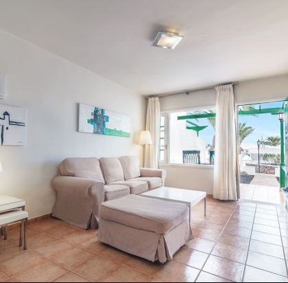 Appartements LIVVO Las Gaviotas 3*, Séjour Espagne & ses îles, Canaries, Lanzarote par Ôvoyages Appartements LIVVO Las Gaviotas 3*, Séjour Espagne & ses îles, Canaries, Lanzarote par Ôvoyages