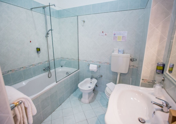 Hôtel Tourist 3* Hôtel Tourist 3*