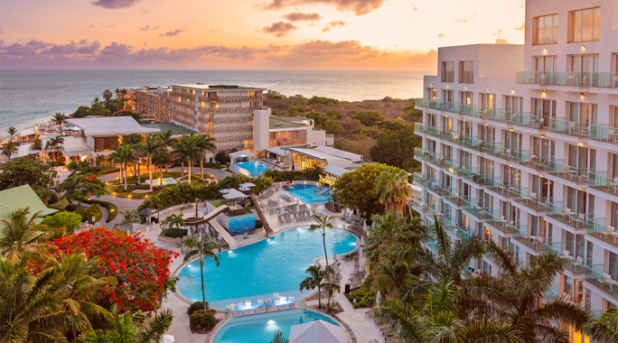 Hôtel Sonesta Maho Beach Resort & Casino 4*, Séjour Antilles, Saint-Martin par Ôvoyages Hôtel Sonesta Maho Beach Resort & Casino 4*, Séjour Antilles, Saint-Martin par Ôvoyages