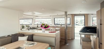 Croisière Grenadines Catlante C620 - Catégorie Confort, Croisière Antilles, Martinique par Ôvoyages Croisière Grenadines Catlante C620 - Catégorie Confort, Croisière Antilles, Martinique par Ôvoyages