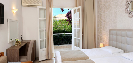 Hôtel Nefeli 3*, Séjour Grèce & ses îles, Corfou par Ôvoyages Hôtel Nefeli 3*, Séjour Grèce & ses îles, Corfou par Ôvoyages
