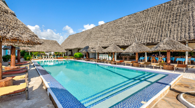 Hôtel AHG Sun Bay Mlilile 4* + Safari 1 nuit, Combiné Tanzanie, Zanzibar par Ôvoyages Hôtel AHG Sun Bay Mlilile 4* + Safari 1 nuit, Combiné Tanzanie, Zanzibar par Ôvoyages
