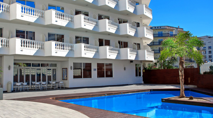 Hôtel Bernat II 4* Sup, Séjour Espagne & ses îles, Barcelone et sa région par Ôvoyages Hôtel Bernat II 4* Sup, Séjour Espagne & ses îles, Barcelone et sa région par Ôvoyages