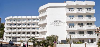 Hôtel Bernat II 4* Sup, Séjour Espagne & ses îles, Barcelone et sa région par Ôvoyages Hôtel Bernat II 4* Sup, Séjour Espagne & ses îles, Barcelone et sa région par Ôvoyages
