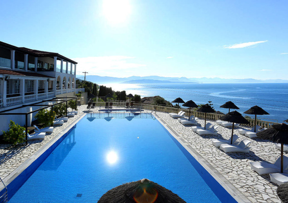 Hôtel Pantokrator 3* Hôtel Pantokrator 3*