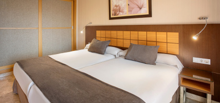Hôtel Holiday World Polynesia 4*, Séjour Espagne & ses îles, Andalousie, Malaga et sa région par Ôvoyages Hôtel Holiday World Polynesia 4*, Séjour Espagne & ses îles, Andalousie, Malaga et sa région par Ôvoyages