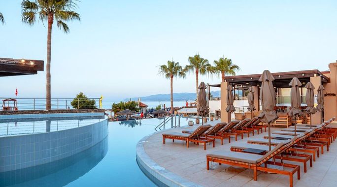 Hôtel Blue Sea Beach Affiliated by Melia 5*, Séjour Grèce & ses îles, Crète par Ôvoyages Hôtel Blue Sea Beach Affiliated by Melia 5*, Séjour Grèce & ses îles, Crète par Ôvoyages