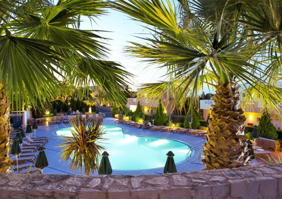 Ôclub Experience Grand Hotel Holiday Resort 4* Ôclub Experience Grand Hotel Holiday Resort 4*