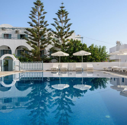 Boutique Hôtel Iris 3*, Séjour Grèce & ses îles, Cyclades, Santorin par Ôvoyages Boutique Hôtel Iris 3*, Séjour Grèce & ses îles, Cyclades, Santorin par Ôvoyages