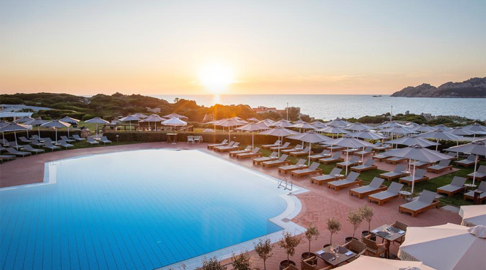 Hôtel Mangia's Santa Teresa 5*, Séjour Italie, Sardaigne par Ôvoyages Hôtel Mangia's Santa Teresa 5*, Séjour Italie, Sardaigne par Ôvoyages