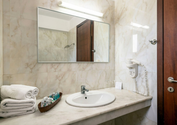 Hôtel Mediterraneo 4* Hôtel Mediterraneo 4*