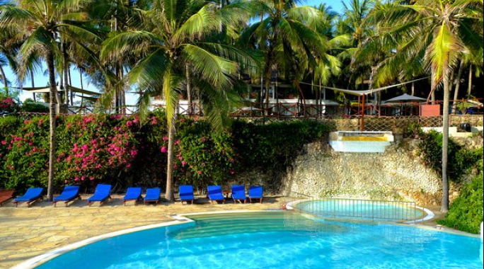 Hôtel Voyager Beach Resort 4* + Safari 3 nuits, Combiné Kenya par Ôvoyages Hôtel Voyager Beach Resort 4* + Safari 3 nuits, Combiné Kenya par Ôvoyages