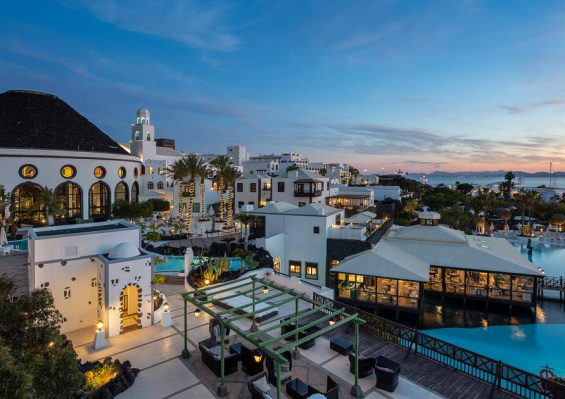 Hôtel LIVVO Volcan Lanzarote 5* by Ôvoyages Hôtel LIVVO Volcan Lanzarote 5* by Ôvoyages