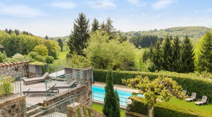 Auberge De La Tomette The Originals Relais 3*, Séjour France, Auvergne-Rhône-Alpes, Aurillac par Ôvoyages Auberge De La Tomette The Originals Relais 3*, Séjour France, Auvergne-Rhône-Alpes, Aurillac par Ôvoyages