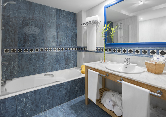 Hôtel Elba Sara Beach & Golf Resort 4* Hôtel Elba Sara Beach & Golf Resort 4*