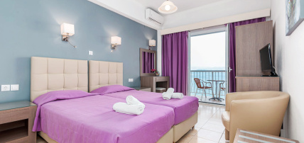 Hôtel Oasis 3*, Séjour Grèce & ses îles, Corfou par Ôvoyages Hôtel Oasis 3*, Séjour Grèce & ses îles, Corfou par Ôvoyages