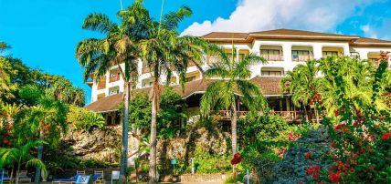 Hôtel Diani Reef Beach Resort & Spa 5* + Safari 2 nuits, Séjour Kenya par Ôvoyages Hôtel Diani Reef Beach Resort & Spa 5* + Safari 2 nuits, Séjour Kenya par Ôvoyages