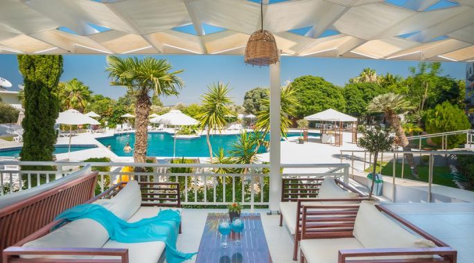 Hôtel Happy Days 3* Adult Only +16, Séjour Grèce & ses îles, Rhodes par Ôvoyages Hôtel Happy Days 3* Adult Only +16, Séjour Grèce & ses îles, Rhodes par Ôvoyages