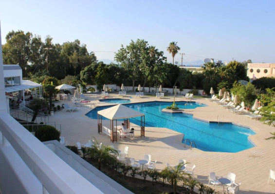 Hôtel Happy Days 3* Adult Only +16 Hôtel Happy Days 3* Adult Only +16