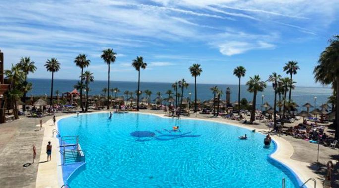 Hôtel Holiday World Polynésia 4*, Séjour Espagne & ses îles, Andalousie, Malaga et sa région par Ôvoyages Hôtel Holiday World Polynésia 4*, Séjour Espagne & ses îles, Andalousie, Malaga et sa région par Ôvoyages