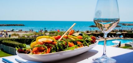 Thalacap Camargue 3*, Séjour France, Provence-Alpes-Côte d'Azur, Saintes-Maries-De-la-Mer par Ôvoyages Thalacap Camargue 3*, Séjour France, Provence-Alpes-Côte d'Azur, Saintes-Maries-De-la-Mer par Ôvoyages