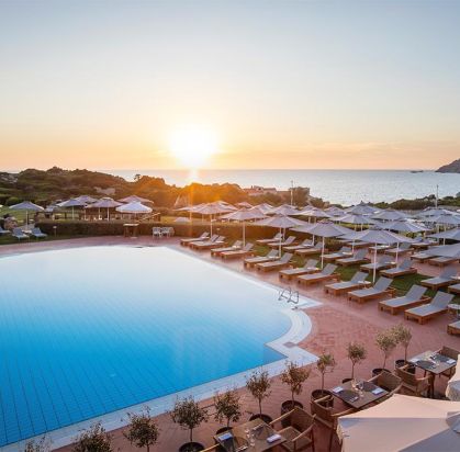 Hôtel Mangia's Santa Teresa 5*, Séjour Italie, Sardaigne par Ôvoyages Hôtel Mangia's Santa Teresa 5*, Séjour Italie, Sardaigne par Ôvoyages