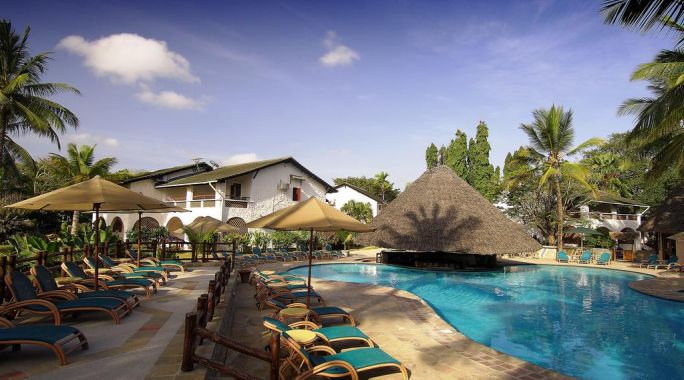 Hôtel Pinewood Beach Resort & Spa 4* + Safari 2 nuits, Combiné Kenya par Ôvoyages Hôtel Pinewood Beach Resort & Spa 4* + Safari 2 nuits, Combiné Kenya par Ôvoyages