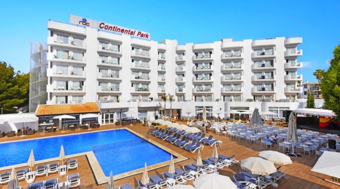 Hôtel AluaSun Continental Park 4*, Séjour Espagne & ses îles, Baléares, Majorque par Ôvoyages Hôtel AluaSun Continental Park 4*, Séjour Espagne & ses îles, Baléares, Majorque par Ôvoyages
