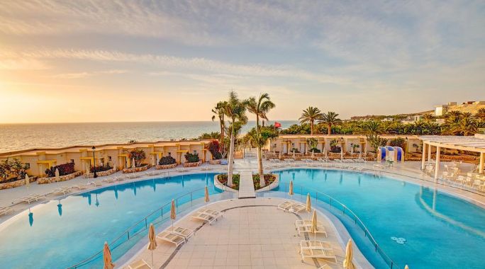 Hôtel SBH Monica Beach Resort 4* by Ôvoyages, Séjour Espagne & ses îles, Canaries, Fuerteventura par Ôvoyages Hôtel SBH Monica Beach Resort 4* by Ôvoyages, Séjour Espagne & ses îles, Canaries, Fuerteventura par Ôvoyages