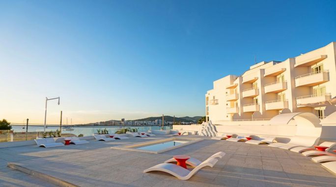 Hôtel THB Naeco Ibiza 4* Adult Only +18, Séjour Espagne & ses îles, Baléares, Ibiza par Ôvoyages Hôtel THB Naeco Ibiza 4* Adult Only +18, Séjour Espagne & ses îles, Baléares, Ibiza par Ôvoyages