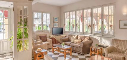 Hôtel Opera Blue 4* Adult Only +16, Séjour Grèce & ses îles, Corfou par Ôvoyages Hôtel Opera Blue 4* Adult Only +16, Séjour Grèce & ses îles, Corfou par Ôvoyages