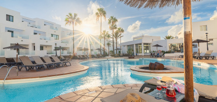 Hôtel Mondi Club Galeon Playa 3*, Séjour Espagne & ses îles, Canaries, Lanzarote par Ôvoyages Hôtel Mondi Club Galeon Playa 3*, Séjour Espagne & ses îles, Canaries, Lanzarote par Ôvoyages